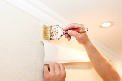 Pose de papier peint à Vriange — revêtements muraux et toiles de verre